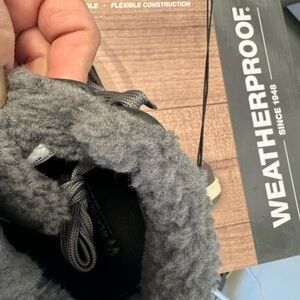 Northeast Outfitters women’s pack winter boots